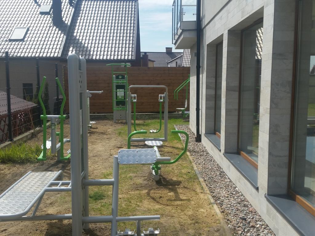Marina Jastarnia Apartamenty w budynku z Basenem Bagian luar foto
