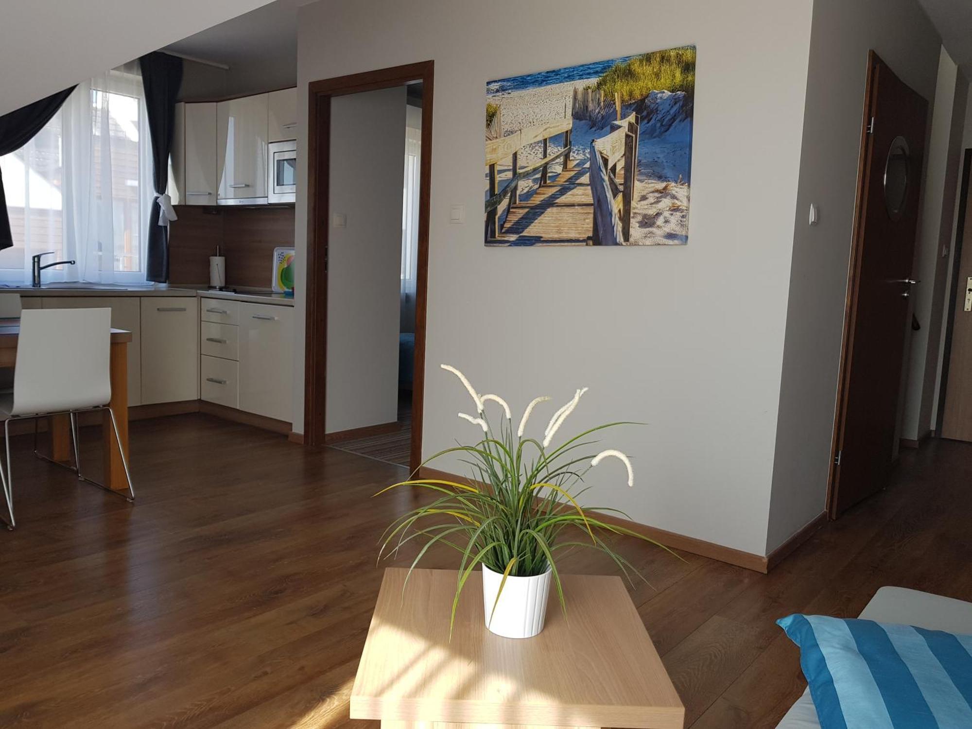 Marina Jastarnia Apartamenty w budynku z Basenem Ruang foto