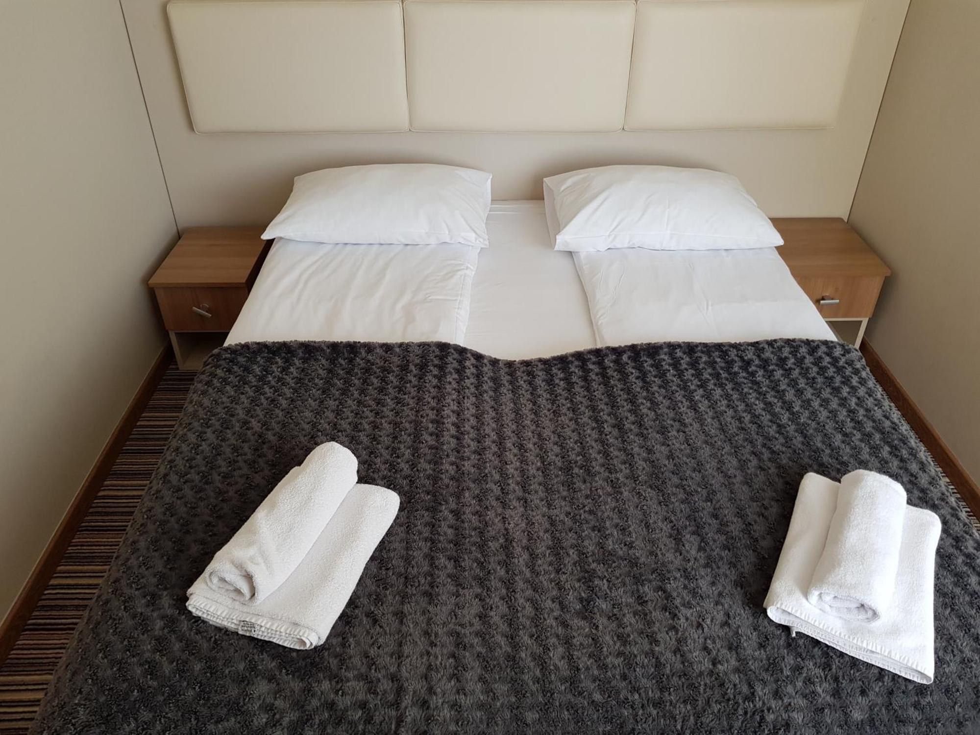 Marina Jastarnia Apartamenty w budynku z Basenem Ruang foto