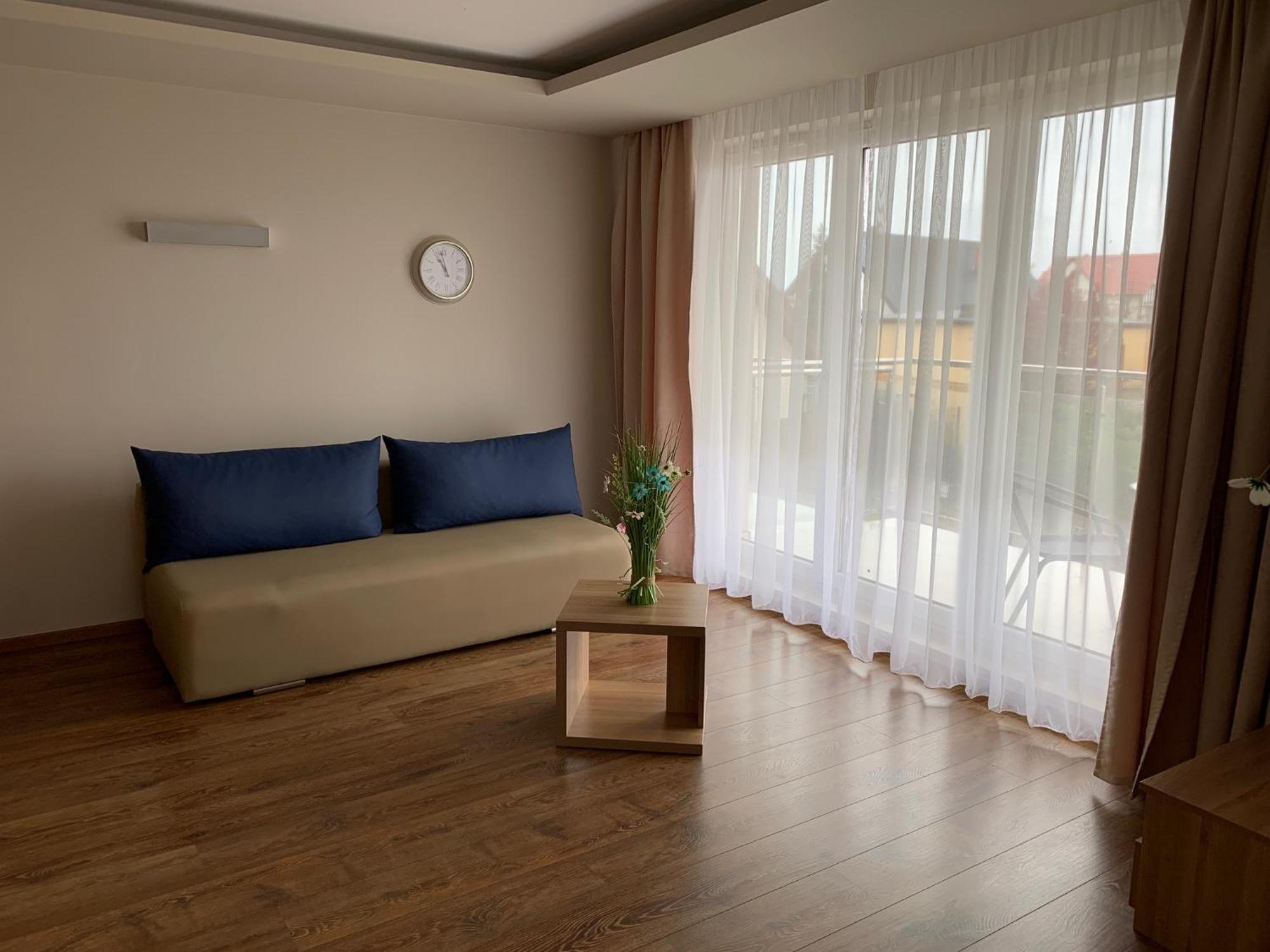 Marina Jastarnia Apartamenty w budynku z Basenem Ruang foto