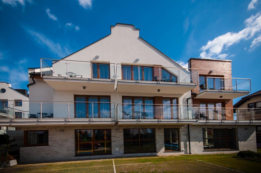 Marina Jastarnia Apartamenty w budynku z Basenem Bagian luar foto
