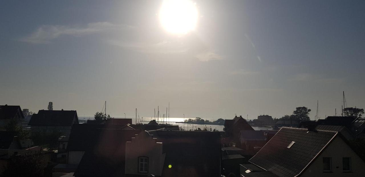 Marina Jastarnia Apartamenty w budynku z Basenem Bagian luar foto